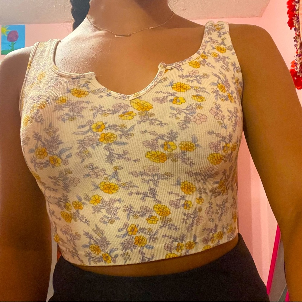 Aeropostale Seriously Soft Seamless Yellow Cropped Tank